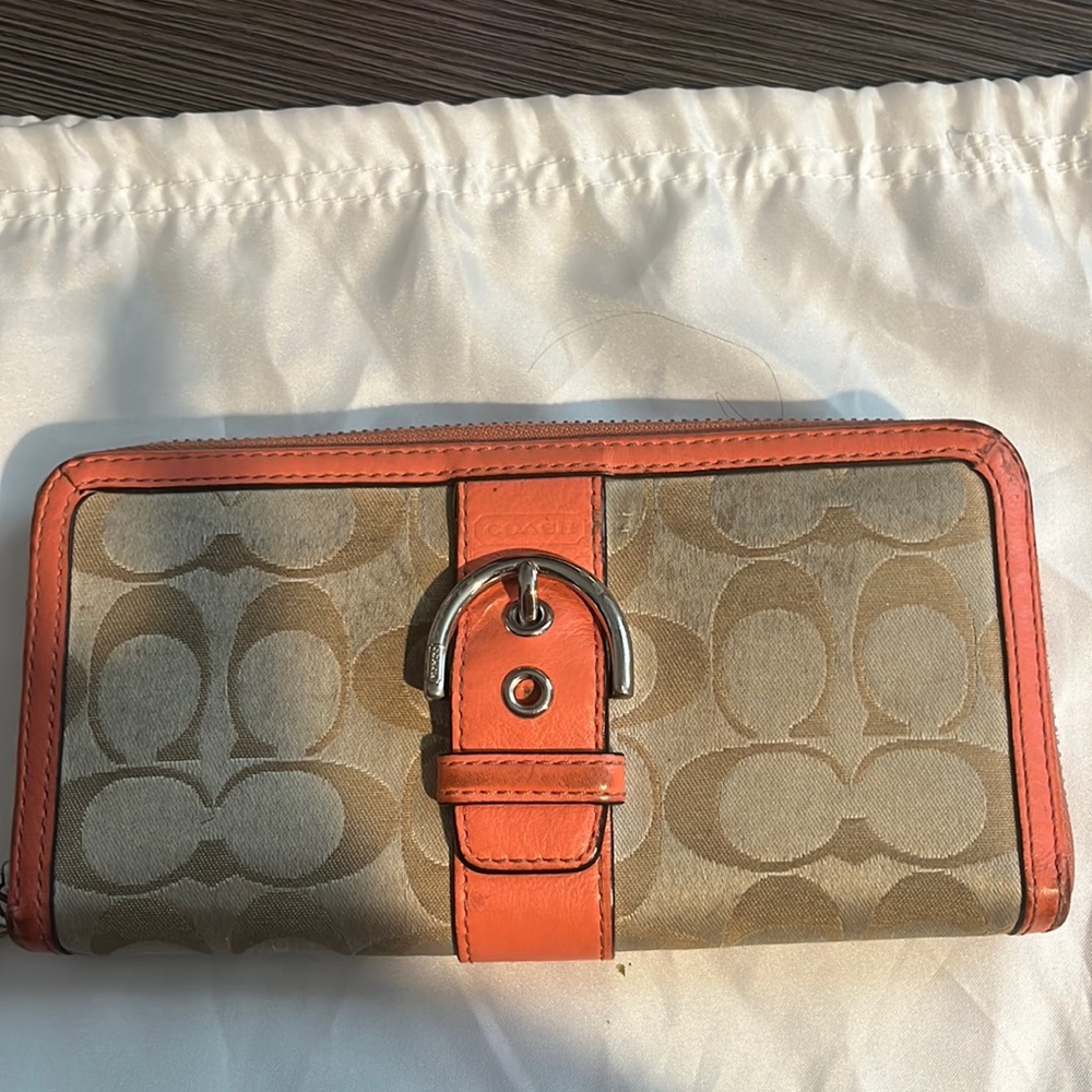 Coach zipper large Monaghan wallet